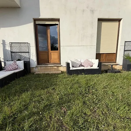 Con Jardin Y Vistas A Castropol Appartamento *